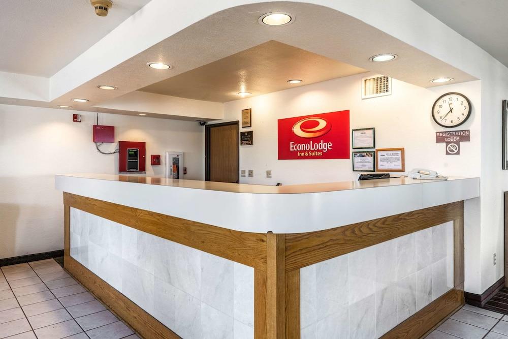 Econo Lodge Inn & Suites Mckinney - Plano North