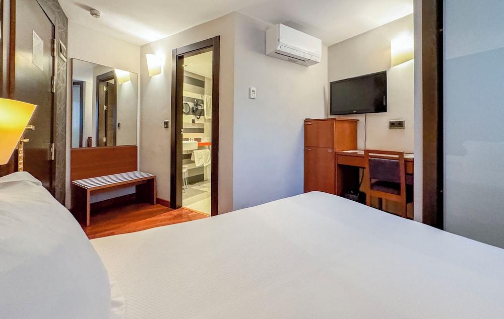 Hotel Nuevo Torreluz