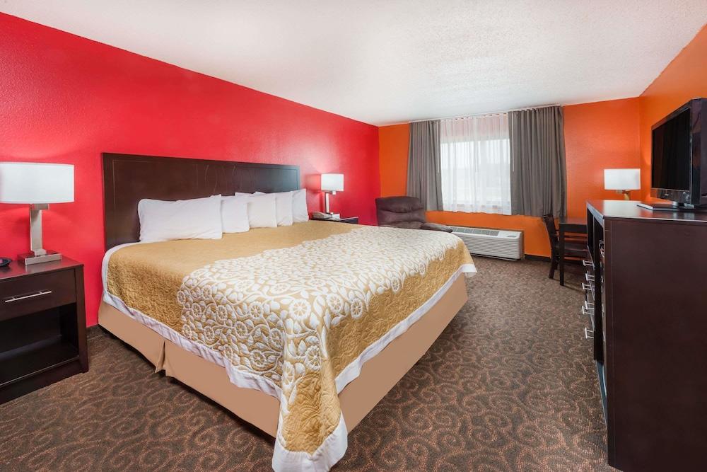 Days Inn by Wyndham Mexico