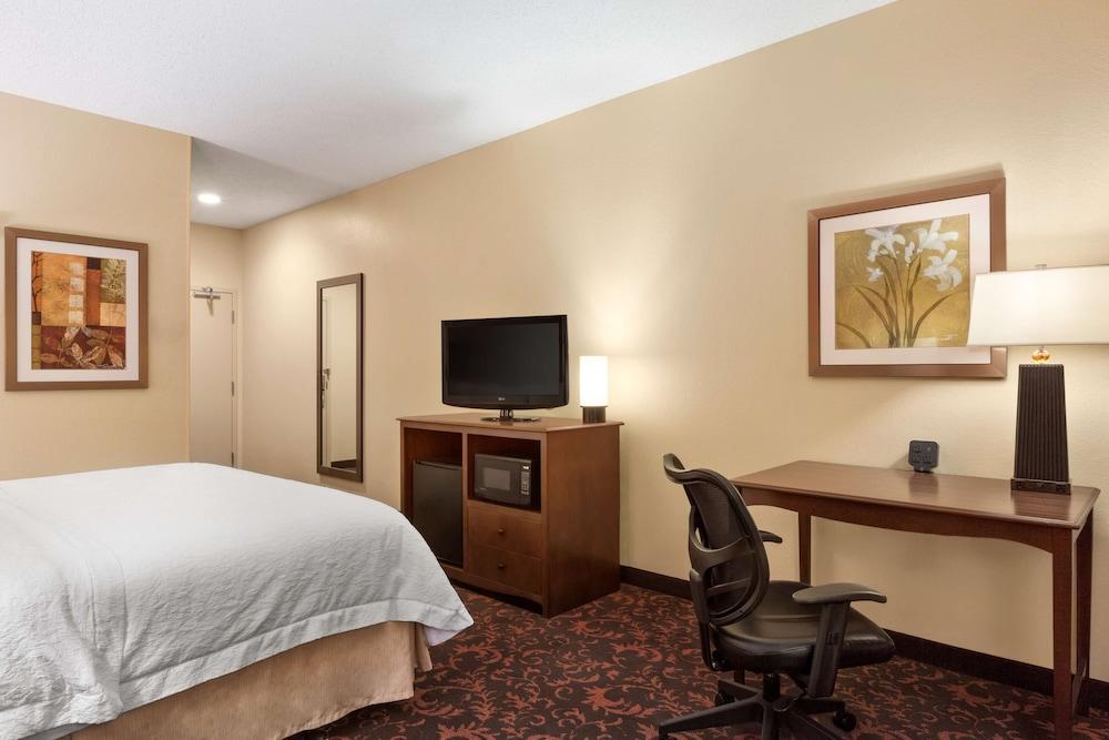Hampton Inn Houston-Willowbrook Mall