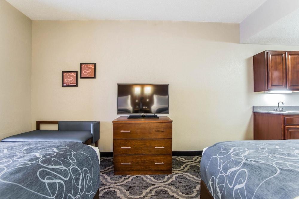 Comfort Suites Pineville - Ballantyne Area