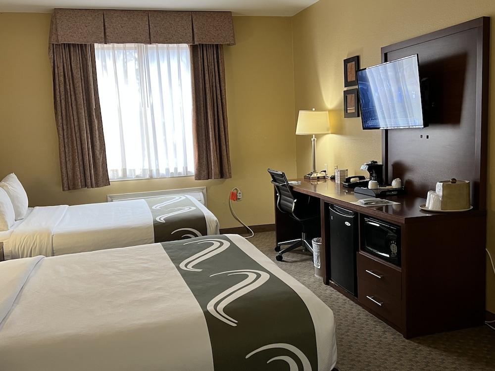 Quality Suites Midland North Loop 250