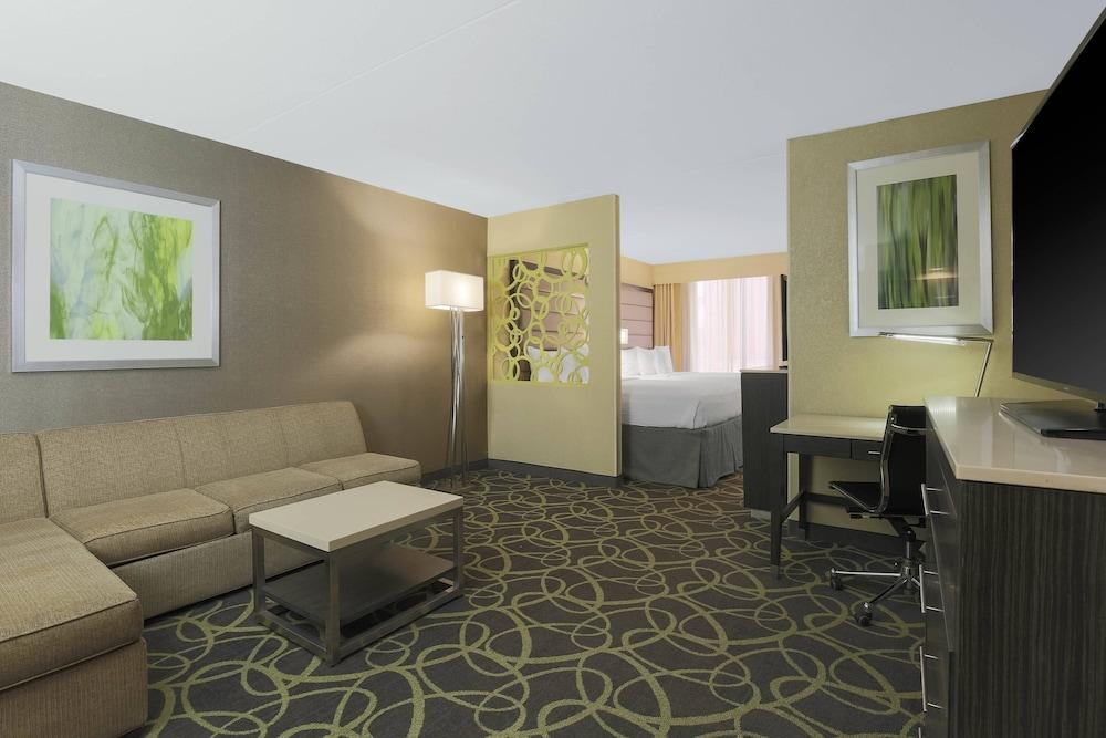 Springhill Suites Marriott Quail Springs