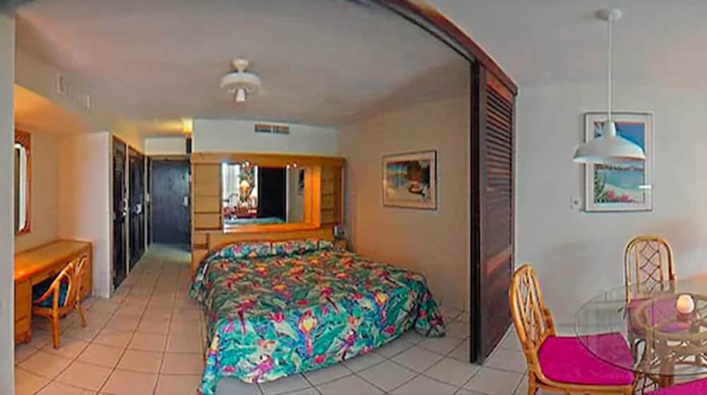 Sapphire Beach Resort