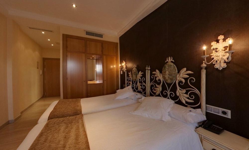 Hotel Los Angeles, Granada