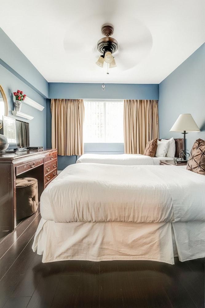 Rosellen Suites At Stanley Park