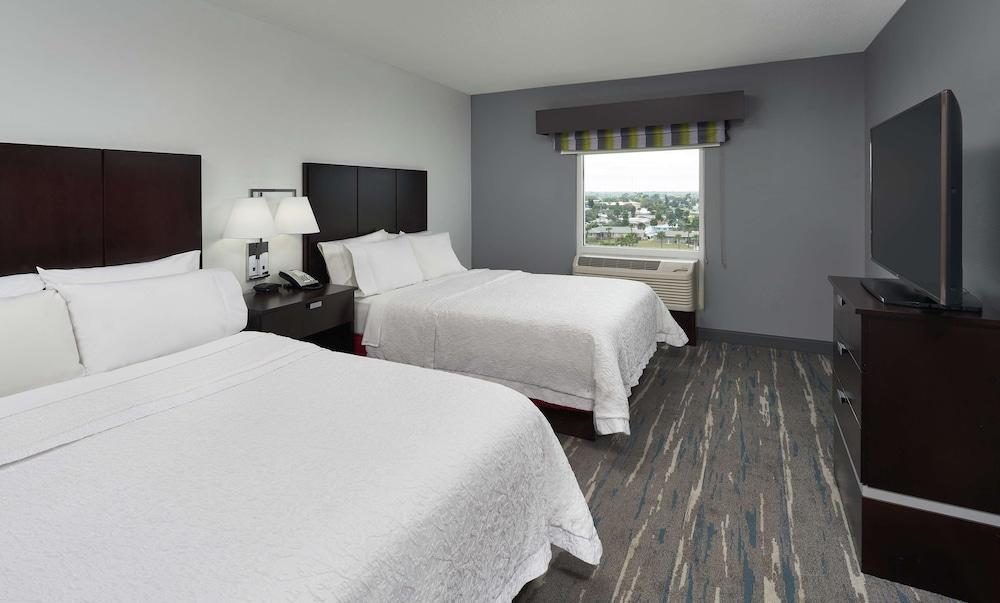 Hampton Inn Daytona Beach/Beachfront