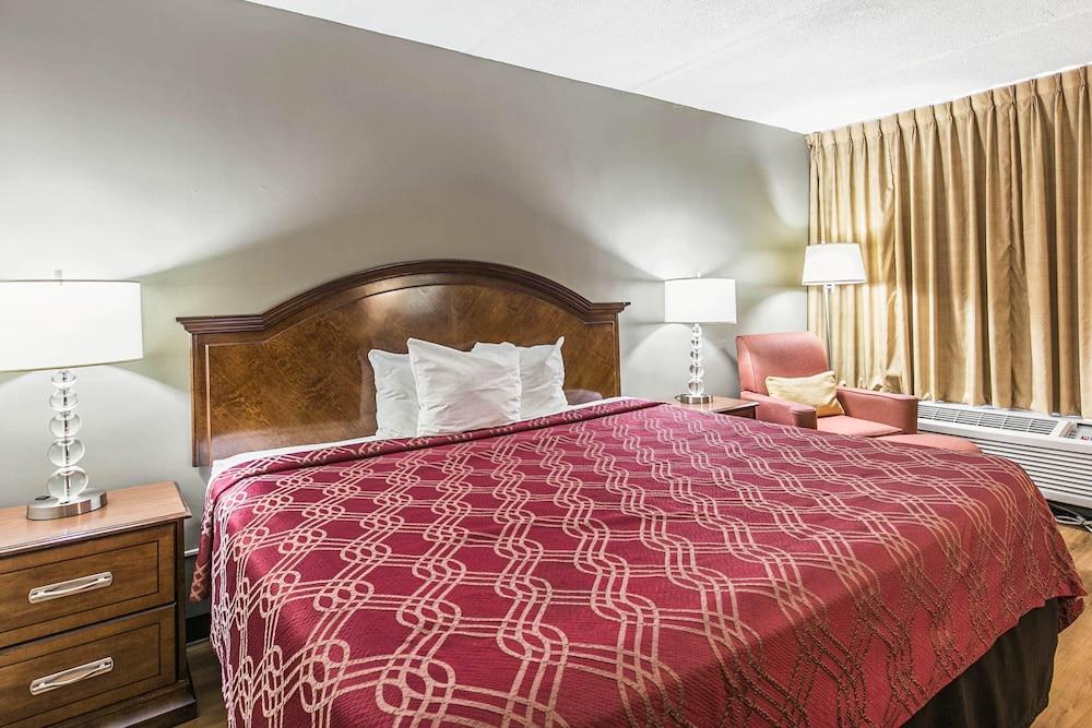 Econo Lodge Tallahassee North