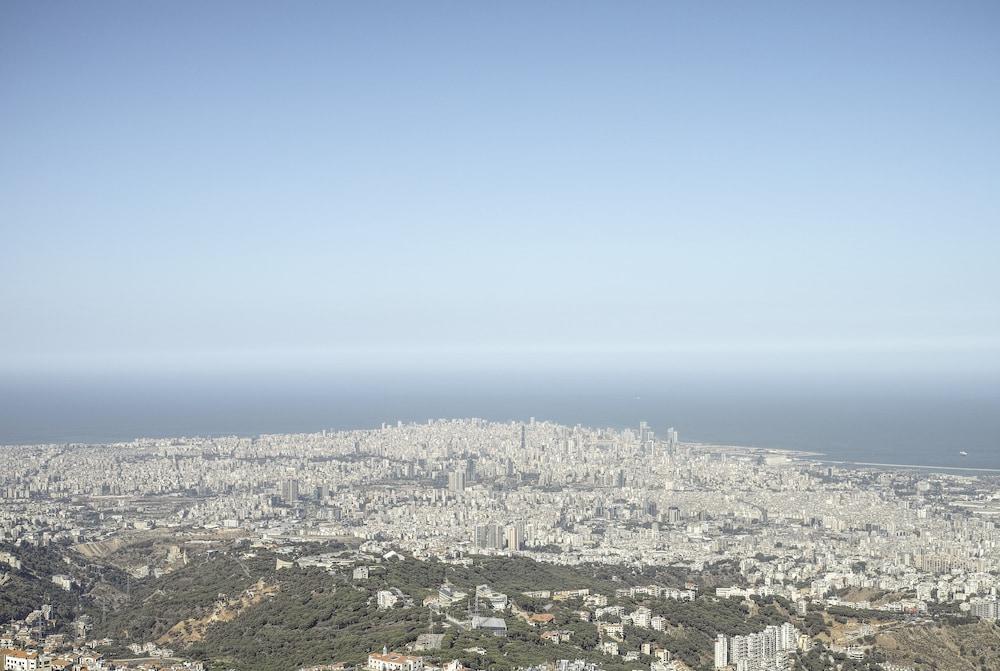 Al Bustan Hotel & Spa