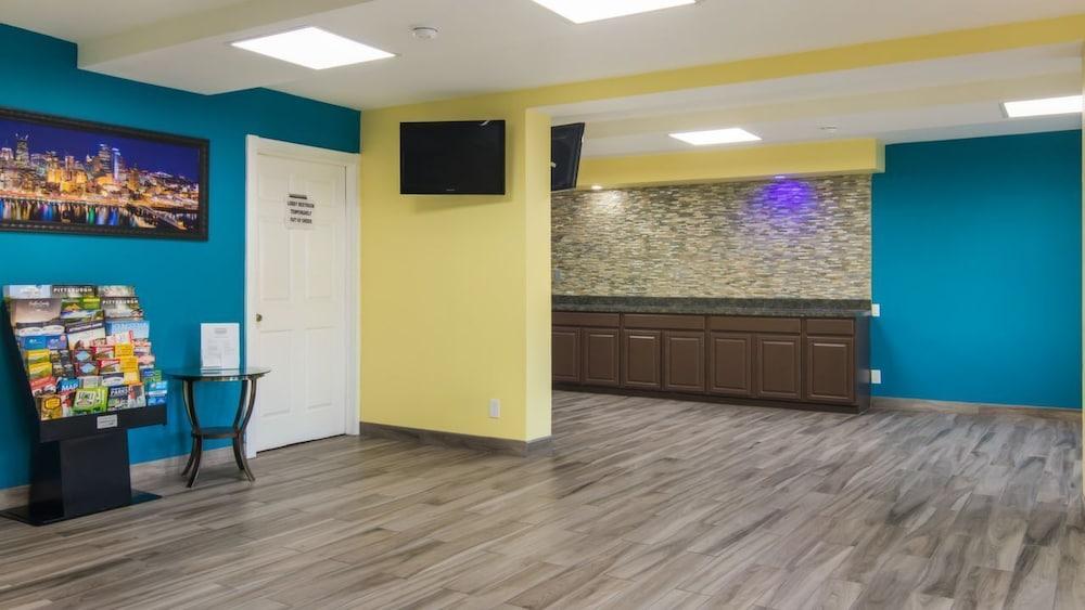 Rodeway Inn & Suites Monroeville - Pittsburgh