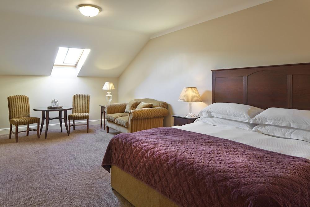 Macdonald Old England Hotel & Spa