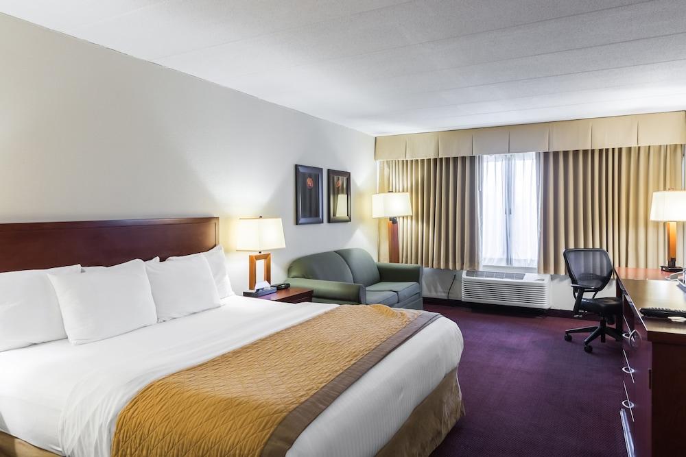 Clarion Hotel Somerset - New Brunswick