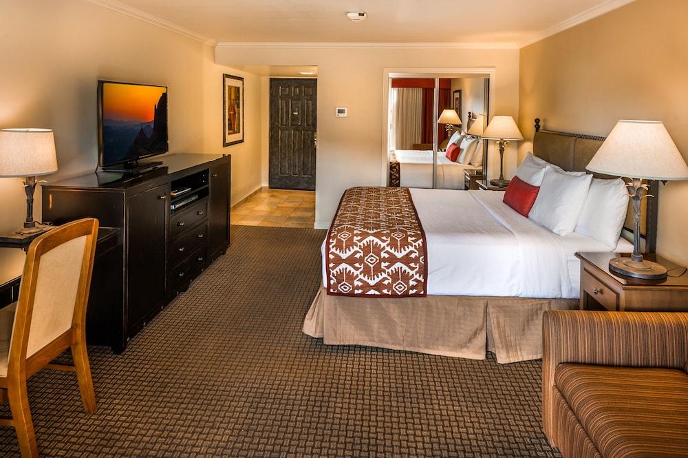 Best Western Plus Arroyo Roble Hotel & Creekside Villas