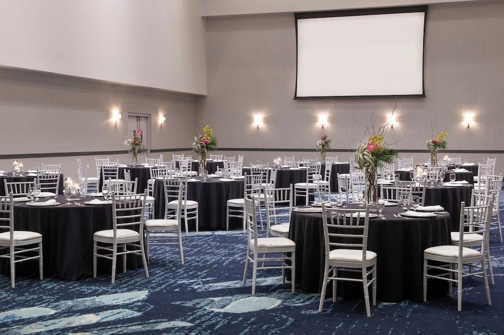 Sheraton Oklahoma City Downtown Hotel