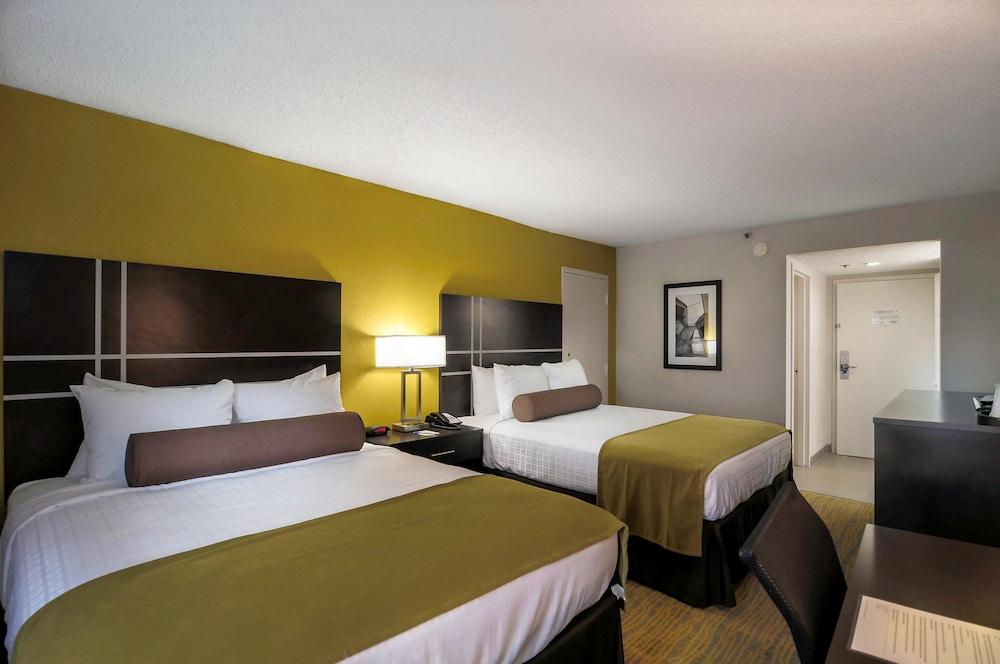 Best Western Plus Hanes Mall Hotel