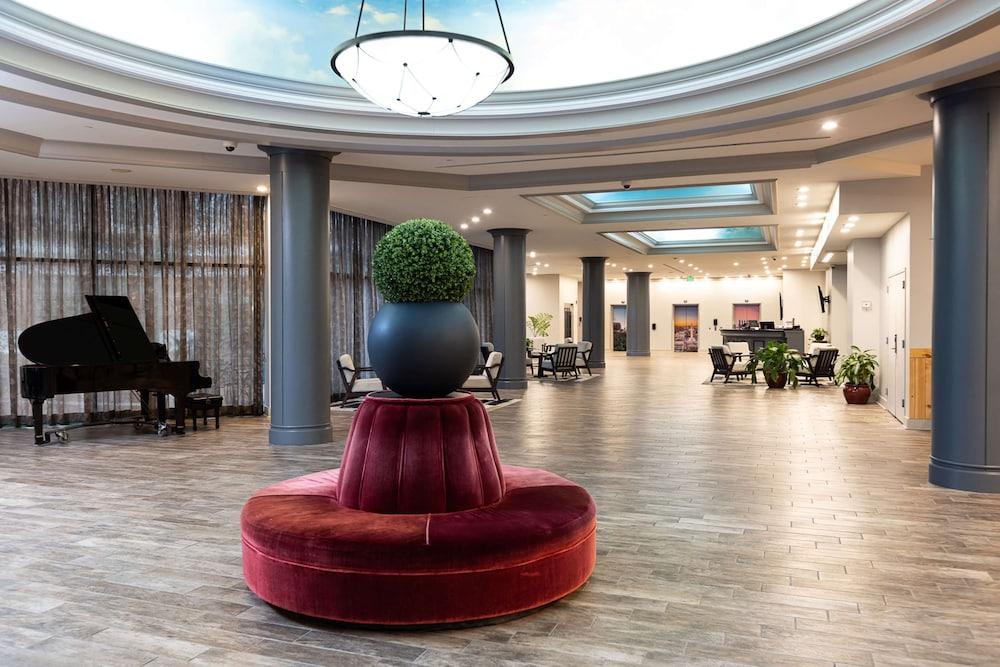 Inn at the Colonnade Baltimore - a DoubleTree by Hilton