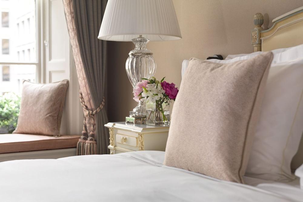 The Shelbourne, Autograph Collection