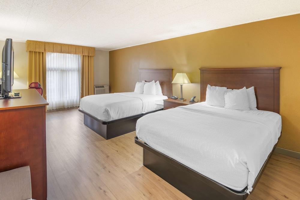 Best Western Plus Governor's Inn