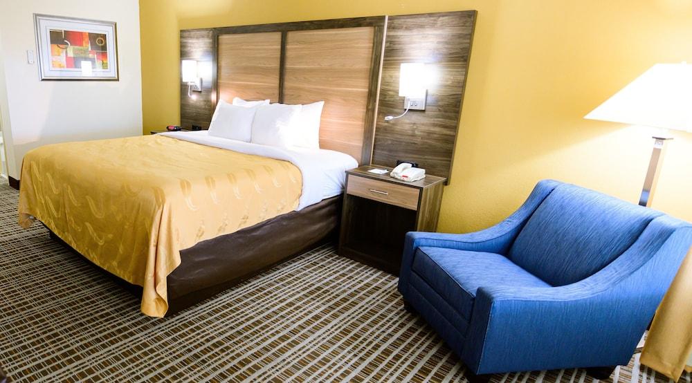 Quality Inn & Suites - Greensboro-High Point