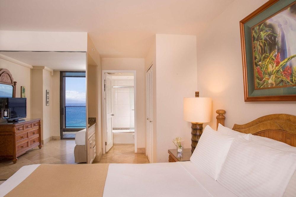 Aston Mahana at Kaanapali