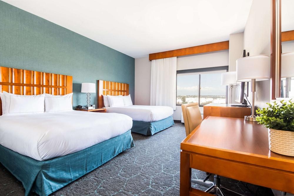 DoubleTree by Hilton Carson