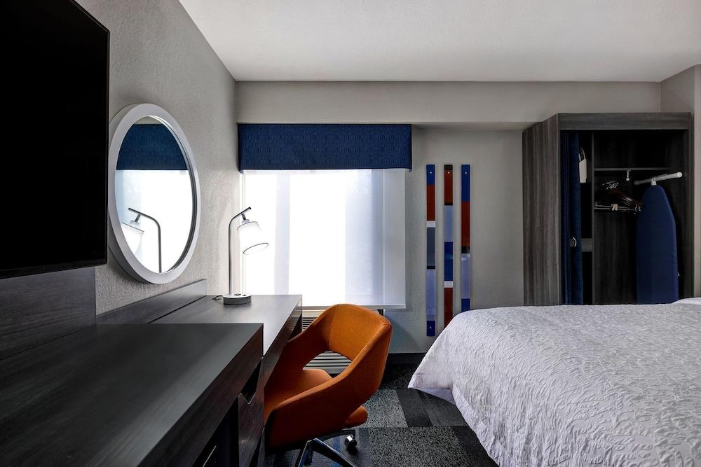 Hampton Inn San Antonio-Downtown (River Walk)