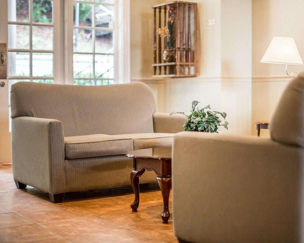 Econo Lodge Birmingham - Hoover