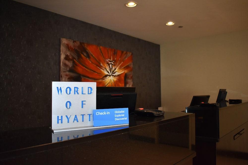 Hyatt Regency Lisle near Naperville