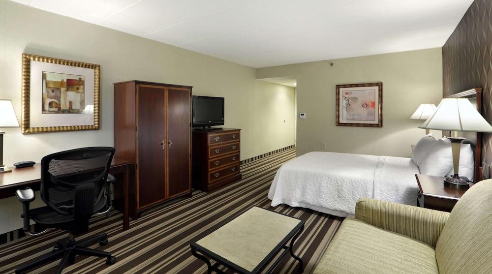 Hampton Inn Boston Natick