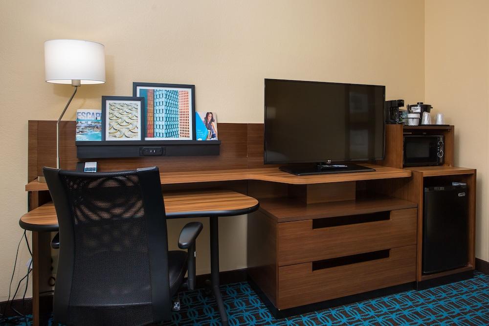 Fairfield Inn by Marriott Boston Dedham