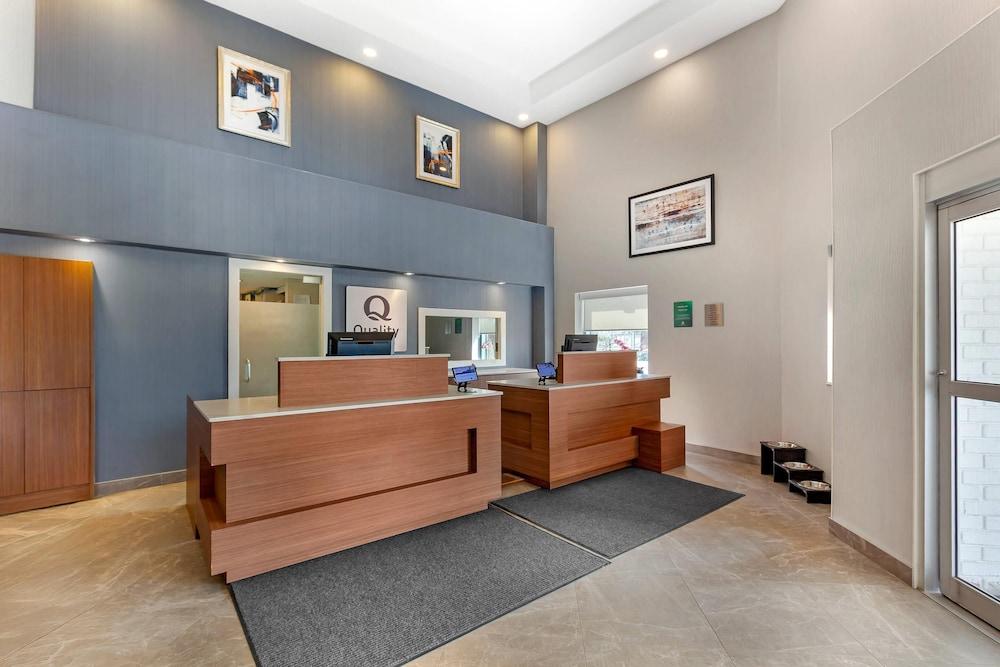 Quality Suites Whitby