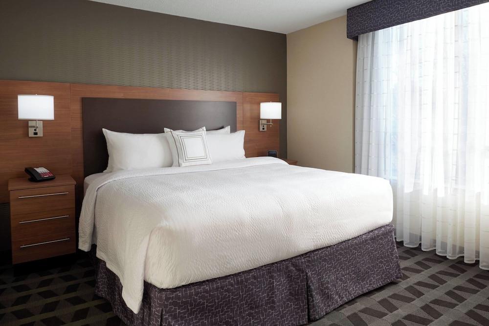 TownePlace Suites by Marriott Windsor