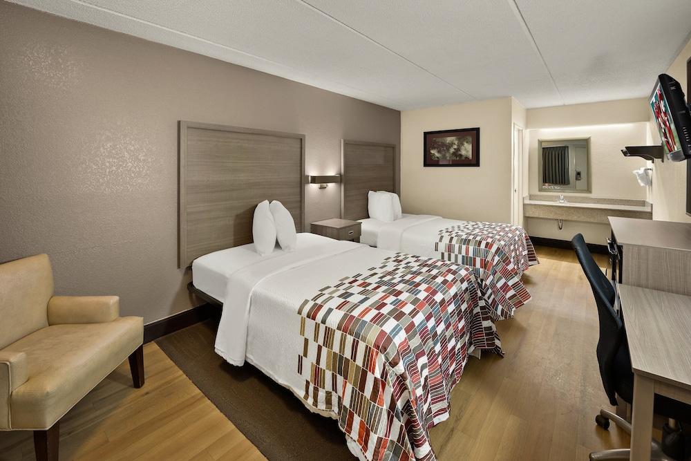 Red Roof Inn Chapel Hill - UNC