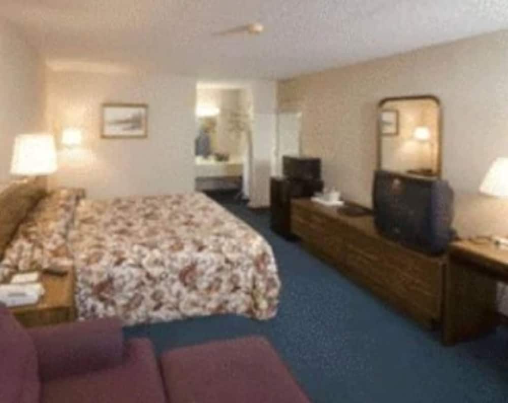 Executive Inn Hotel & Conference Centre