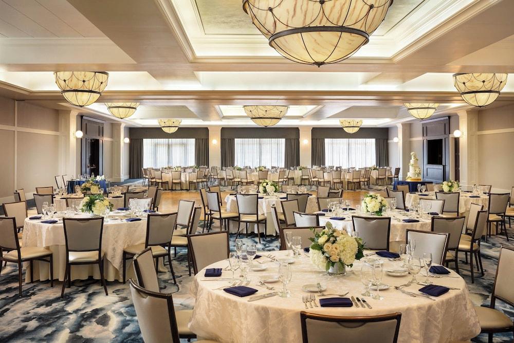 Four Points By Sheraton Norwood