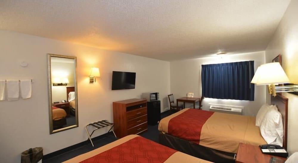 Econo Inn and Suites