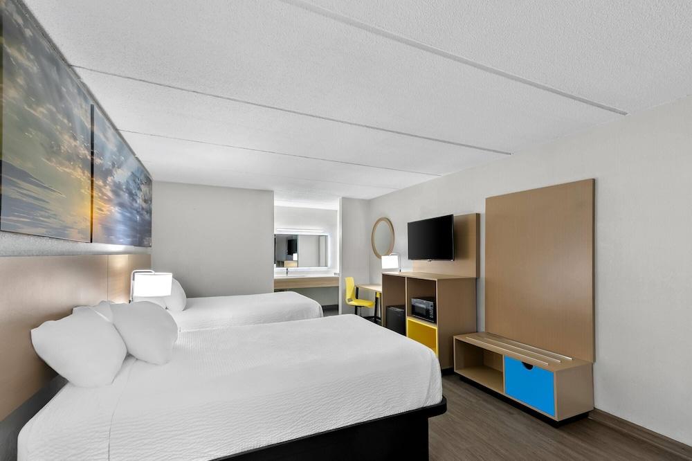 Days Inn by Wyndham Seneca / Clemson Area