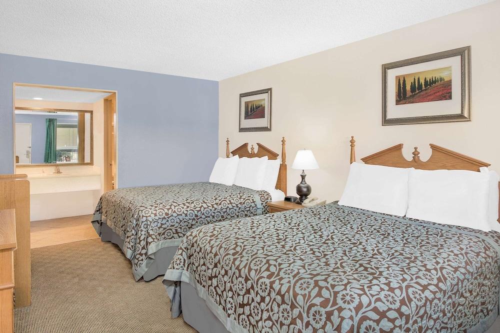 Days Inn by Wyndham Attalla