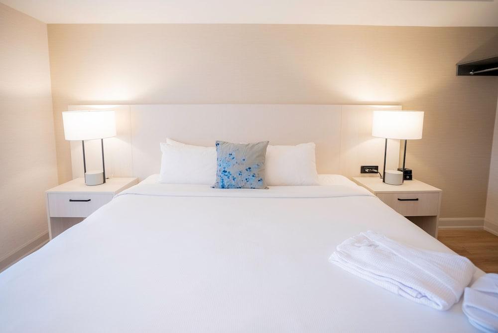 Les Suites Hotel Ottawa