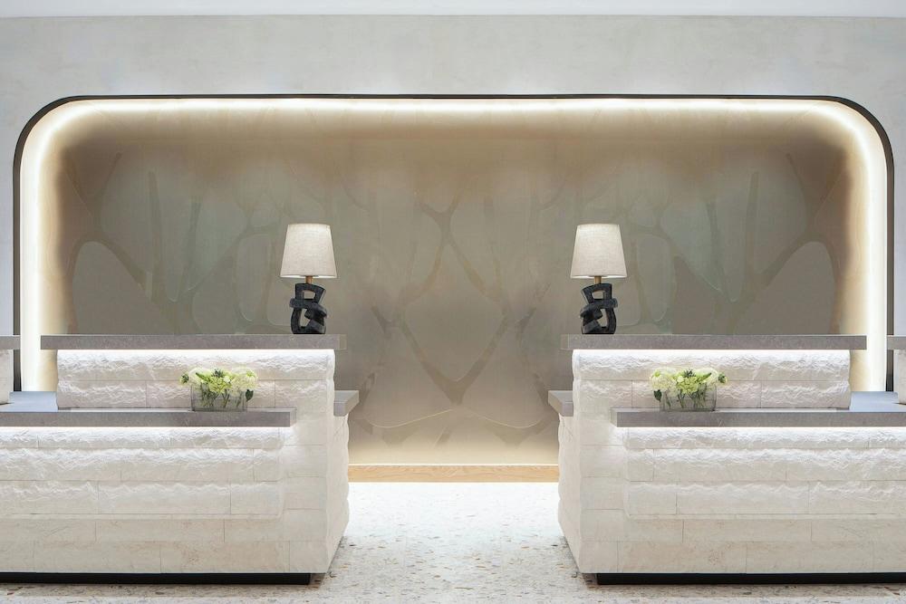 The Westin Galleria Dallas