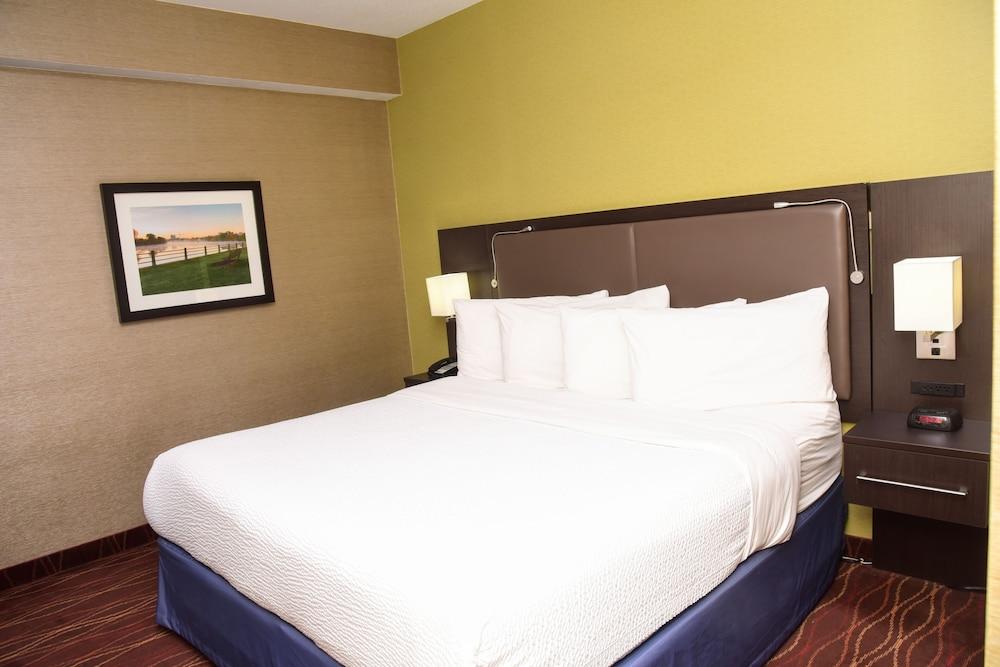 Days Inn by Wyndham Ottawa