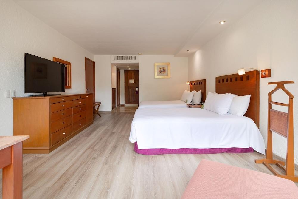 Camino Real Guadalajara