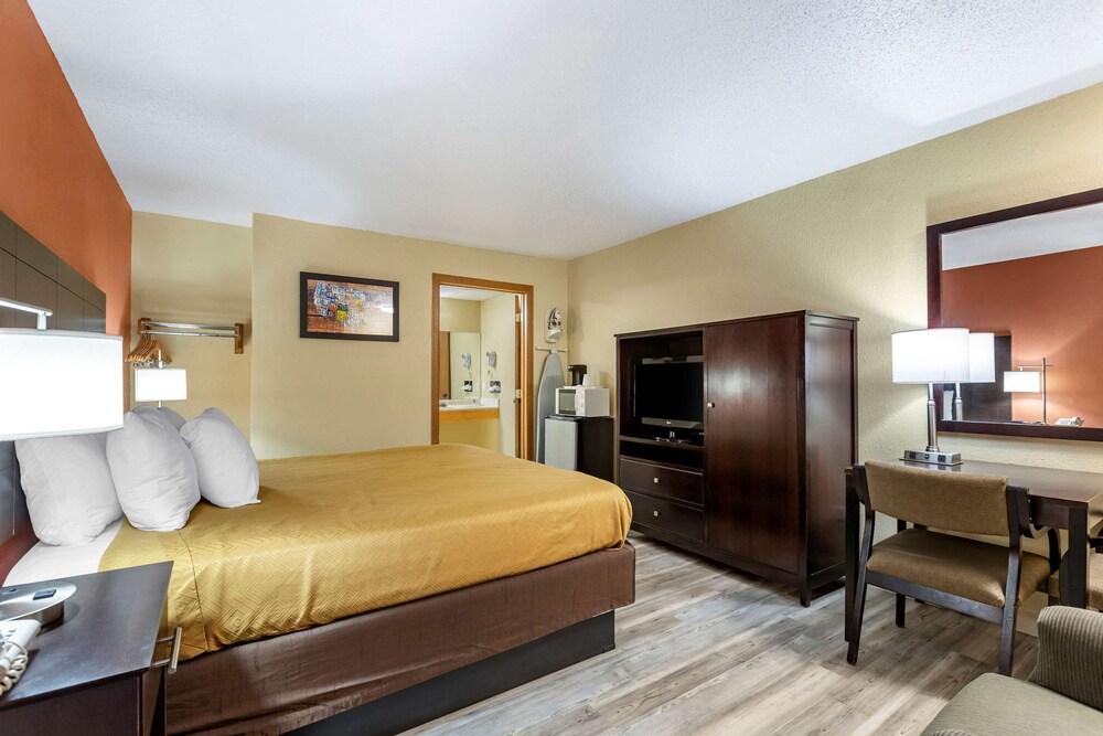 Econo Lodge Urbandale-Northwest Des Moines