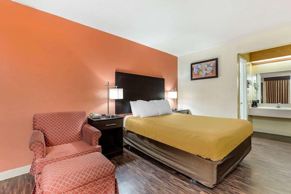 Econo Lodge Urbandale-Northwest Des Moines