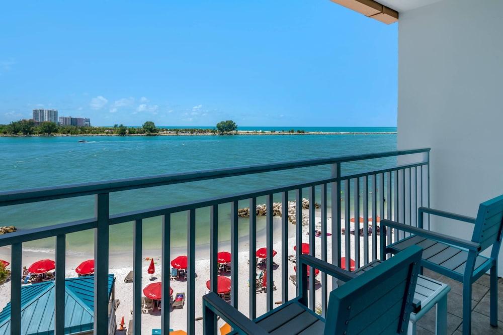 Dolphin Sands Clearwater Beach, an Ascend Collection Hotel