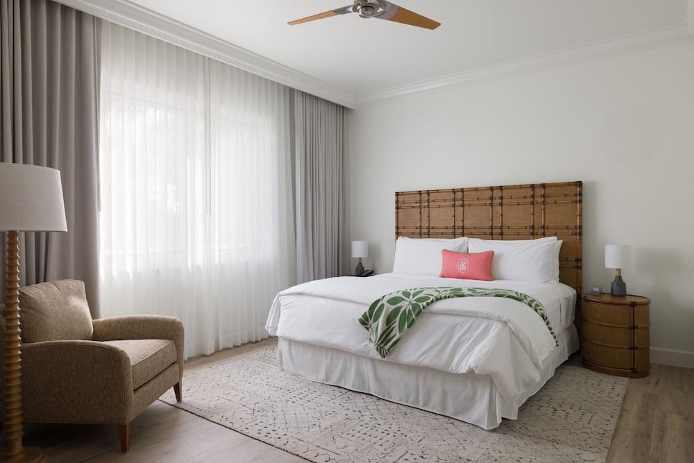 Tommy Bahama Miramonte Resort & Spa