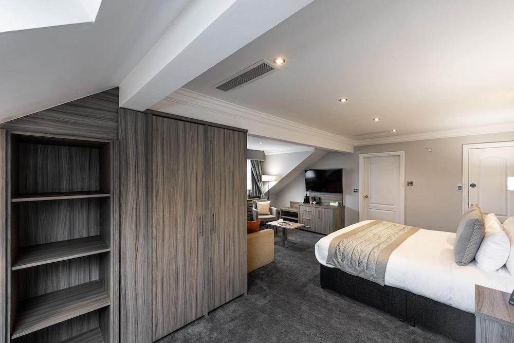 Holiday Inn Manchester - Oldham by IHG