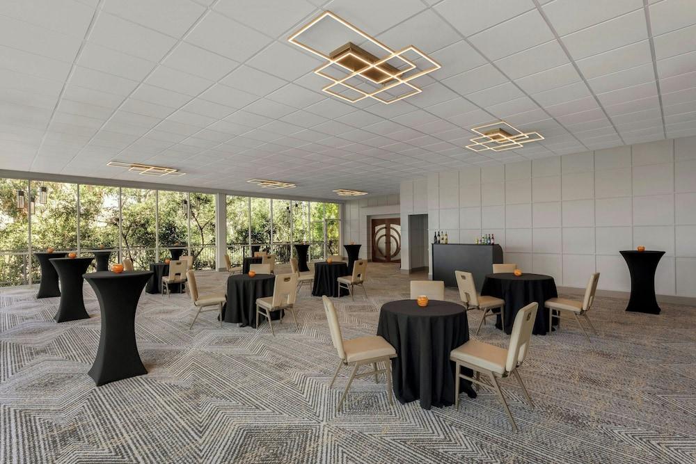 Sheraton La Jolla Hotel