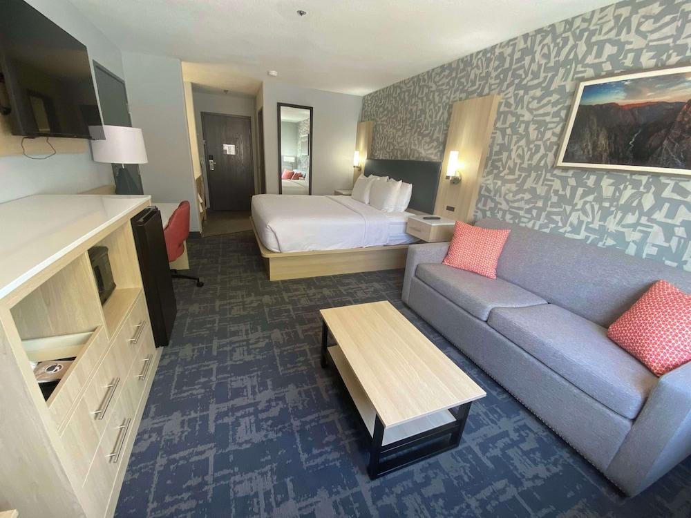 Best Western Montrose Inn