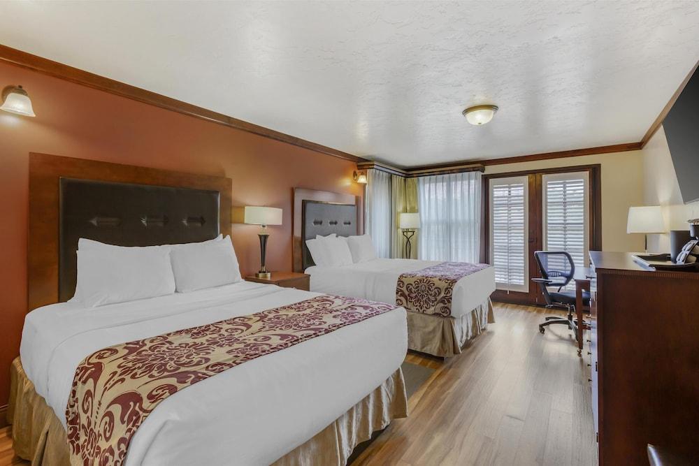 Best Western Plus Greenwell Inn